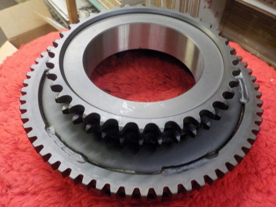 FL FLH FX "NEW" 1970 TO 84 CLUTCH SHELL & SPROCKET #37702-70A